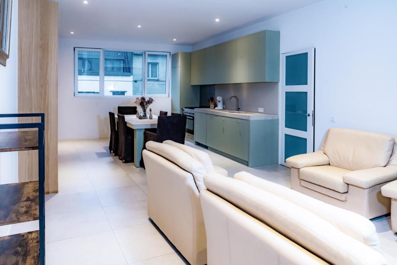 New Apartment 300M From The Beach Кноке-Хайст Екстериор снимка